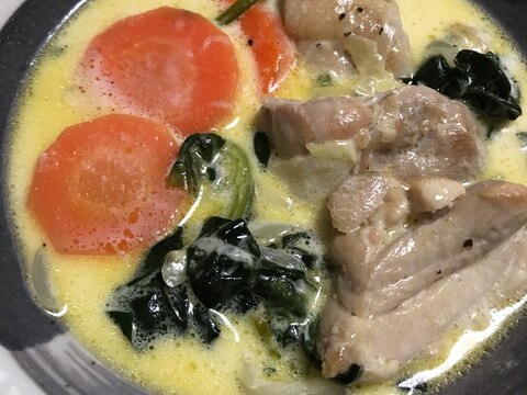 鶏肉のクリーム煮